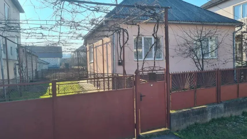 Продам будинок в Іршаві