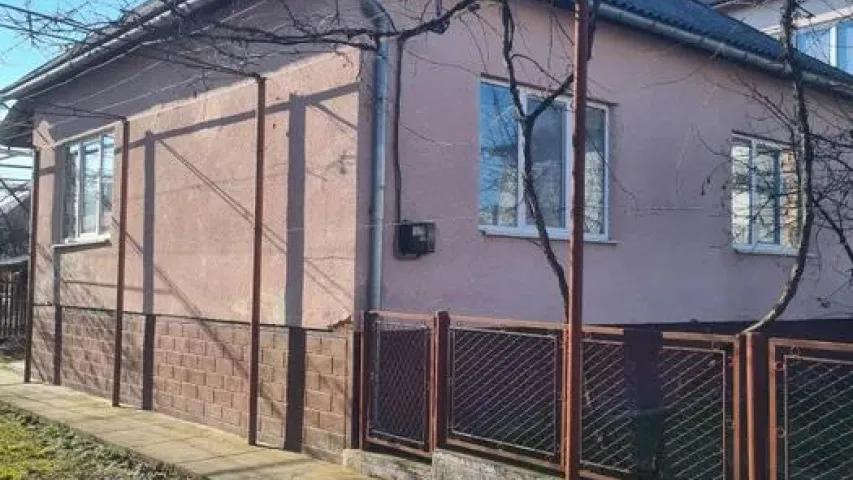 Продам будинок в Іршаві