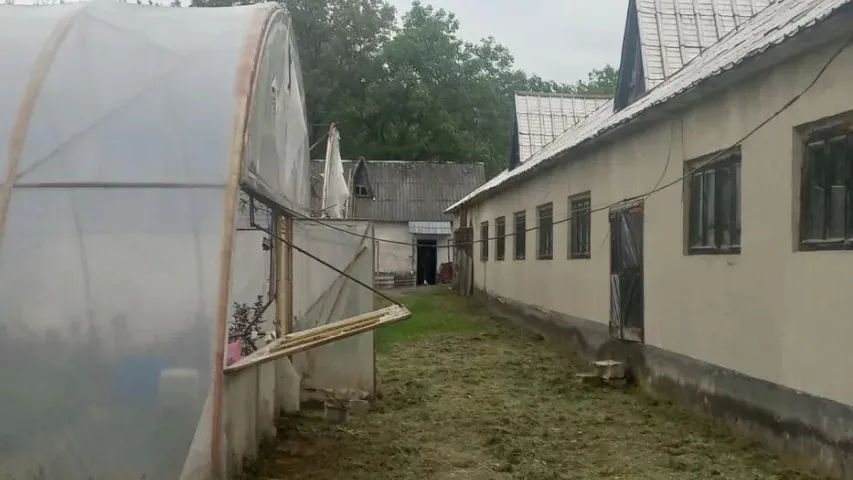 Продаж відпочинково-виробничого комплексу в м.Іршава