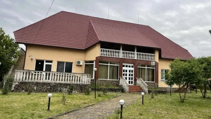 Продаж відпочинково-виробничого комплексу в м.Іршава