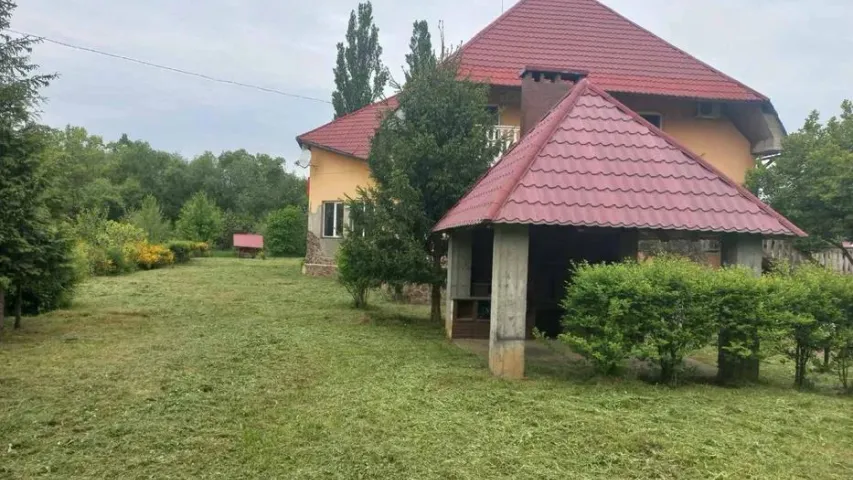 Продаж відпочинково-виробничого комплексу в м.Іршава